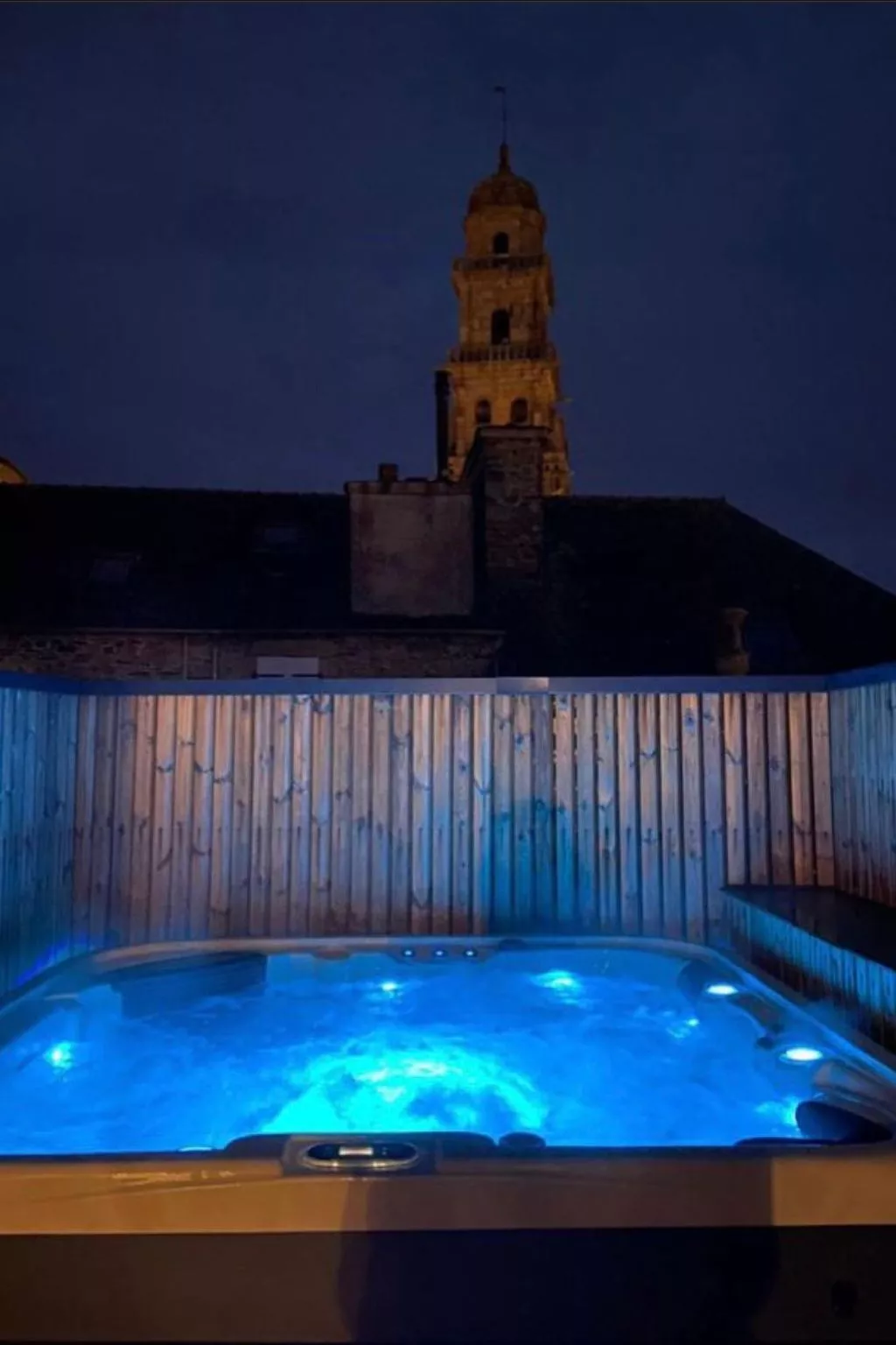 "La Maison du Quai" (Das Haus am Kai)-Buiten