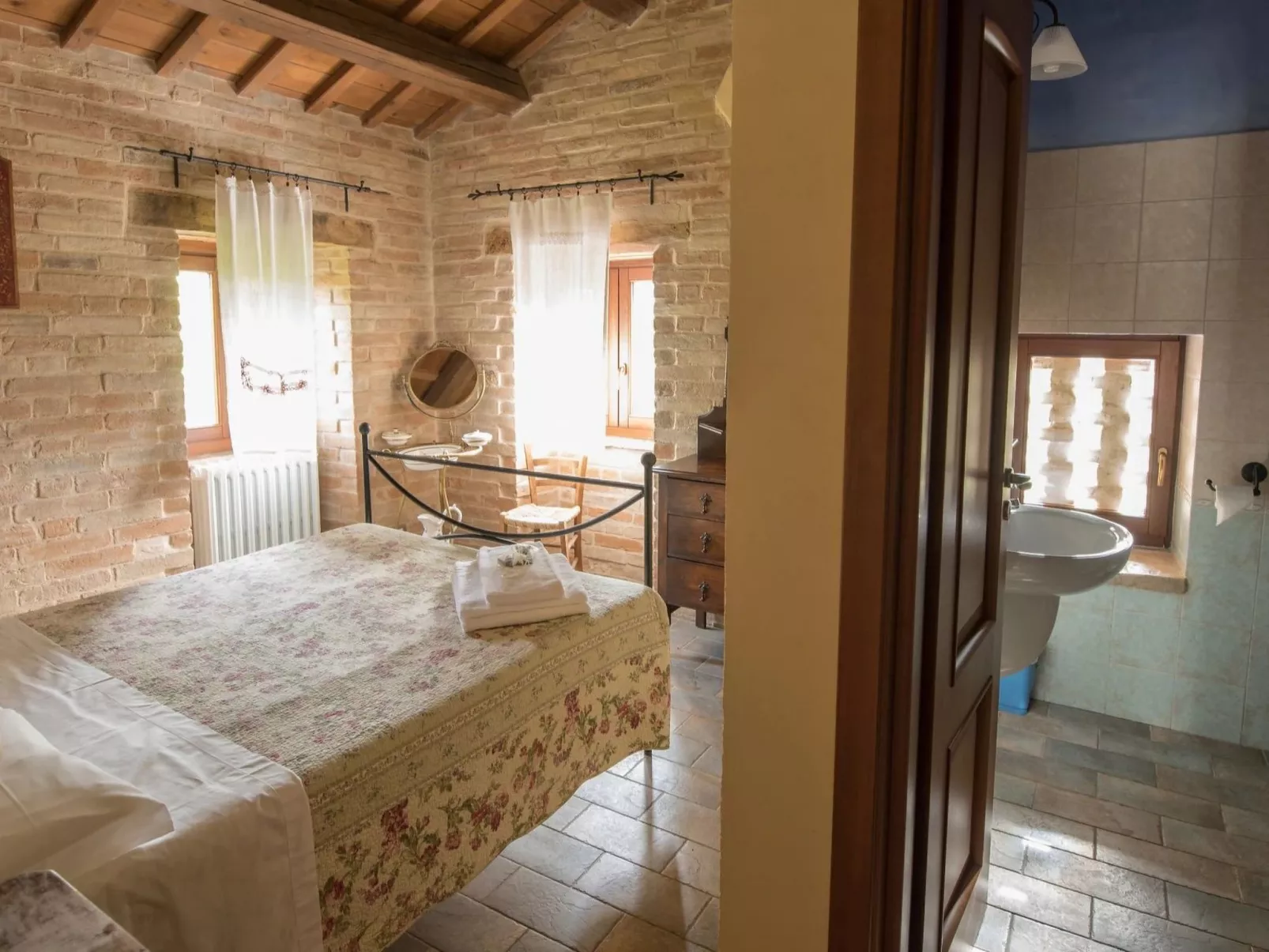 Villa mit Pool für 29 Personen ca. 800 m2-Image-tags.info