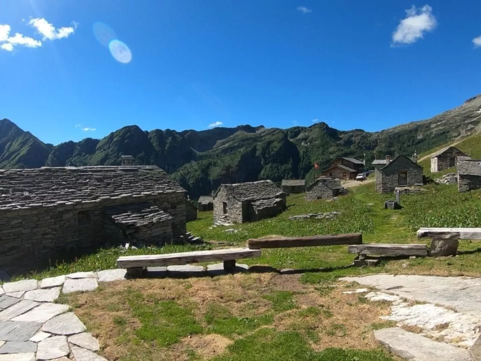 Almhütte "Casi Hütte" mit faszinierender Aussicht-Buiten