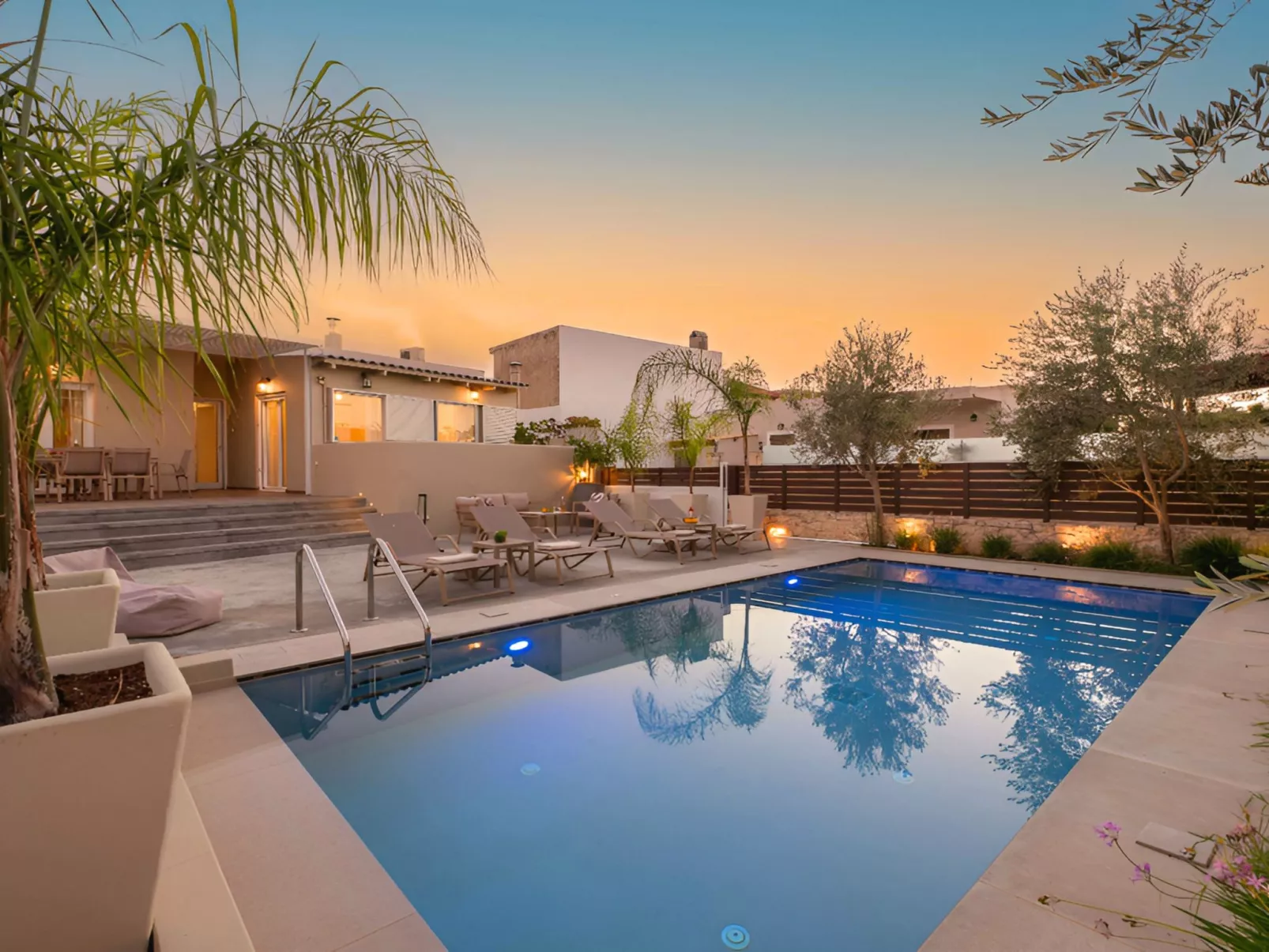 Capaka Villa Privater Pool-Image-tags.info