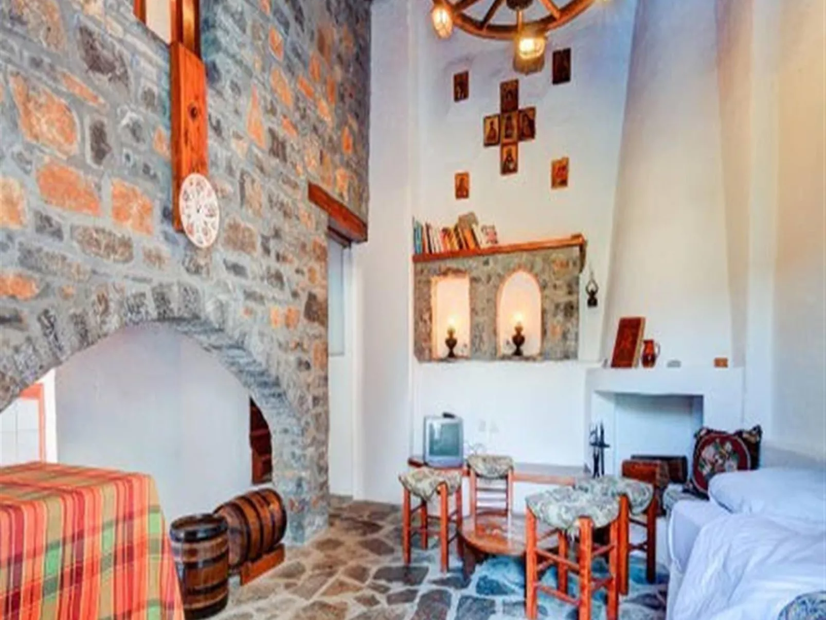 Authentisches kretisches Steinhaus Clio mit Aussicht-Binnen