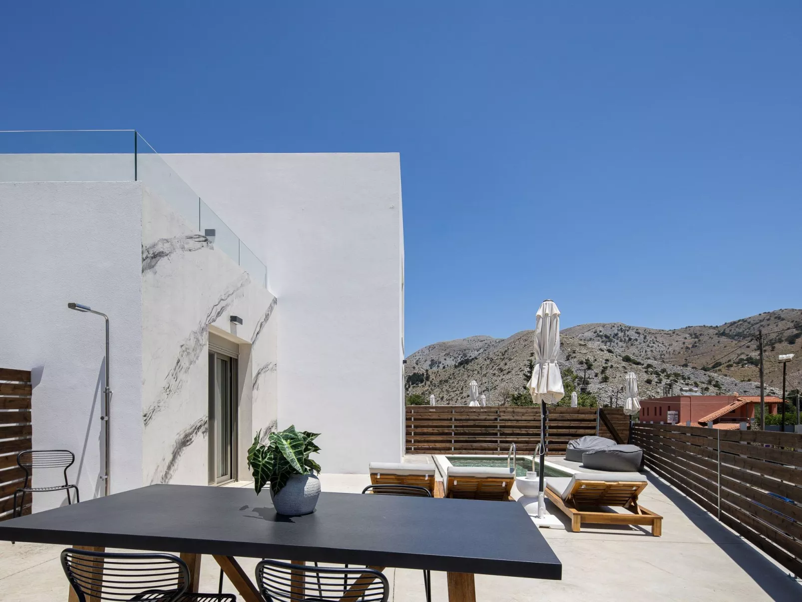 Imbros Villa I -''Gratis''BeheizterPool und Ruhe-Buiten