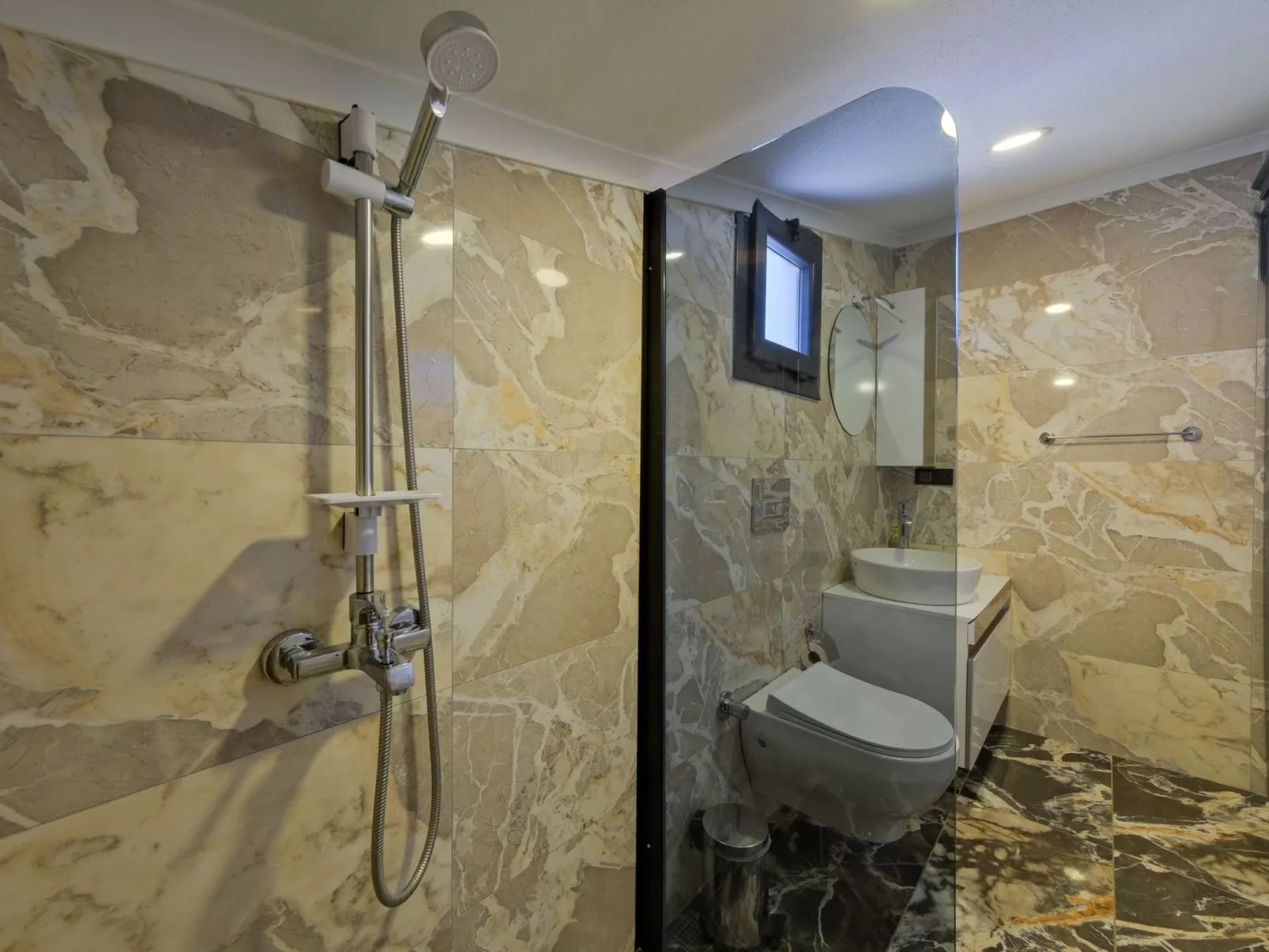 In Ölüdeniz für 8 P-Binnen