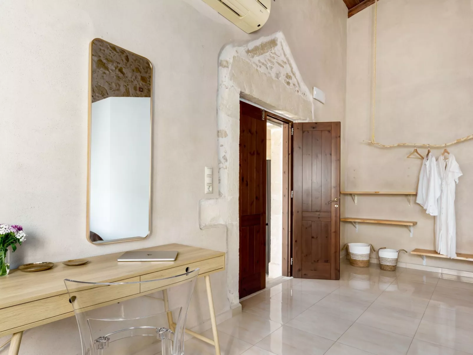 Neue Villa Myre 3, Privater Pool und 3 Wohnungen-Binnen