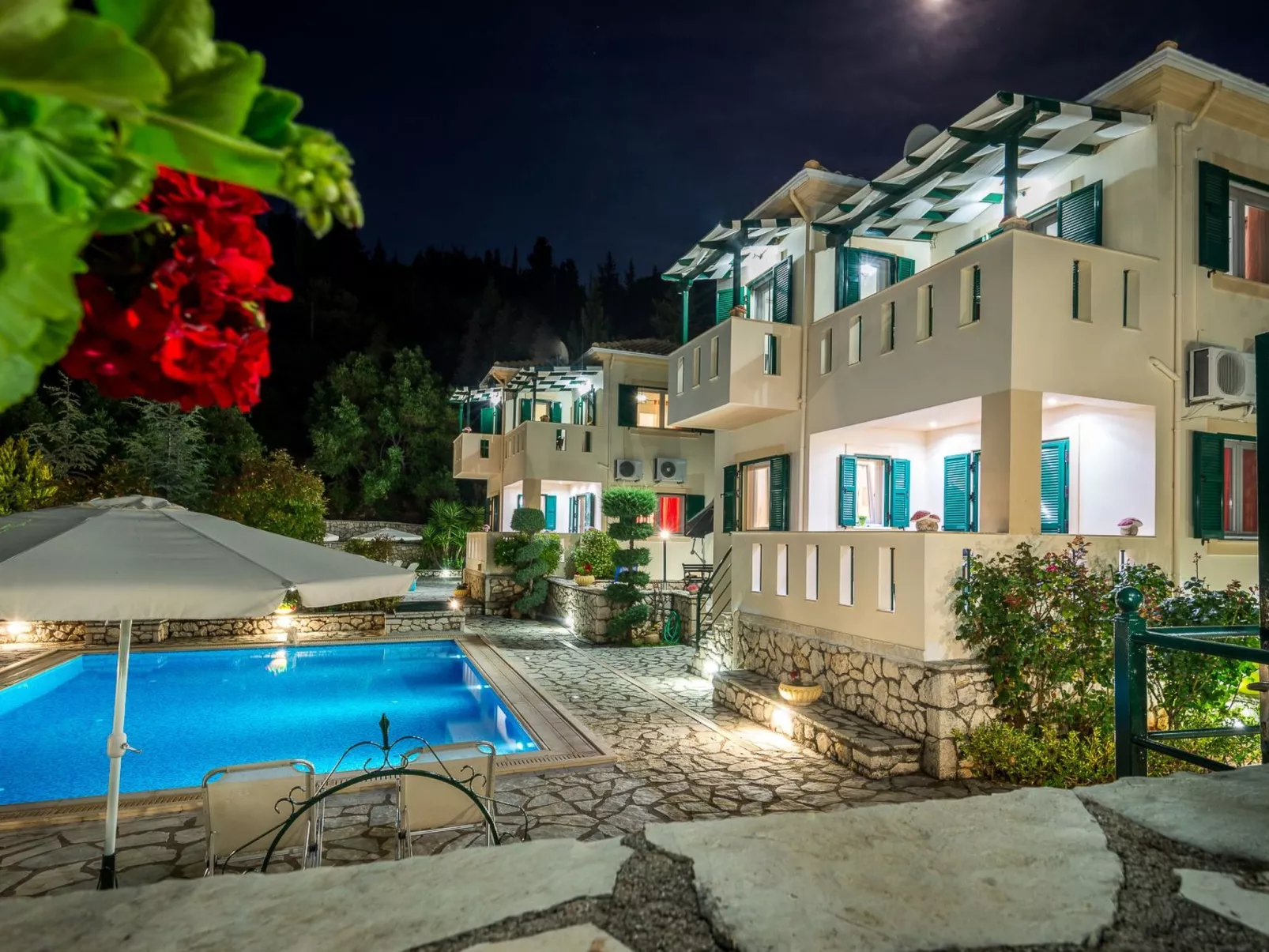 Zwei Villen mit privatem Pool, Aussicht, sehr nah an den Stränden-Buiten