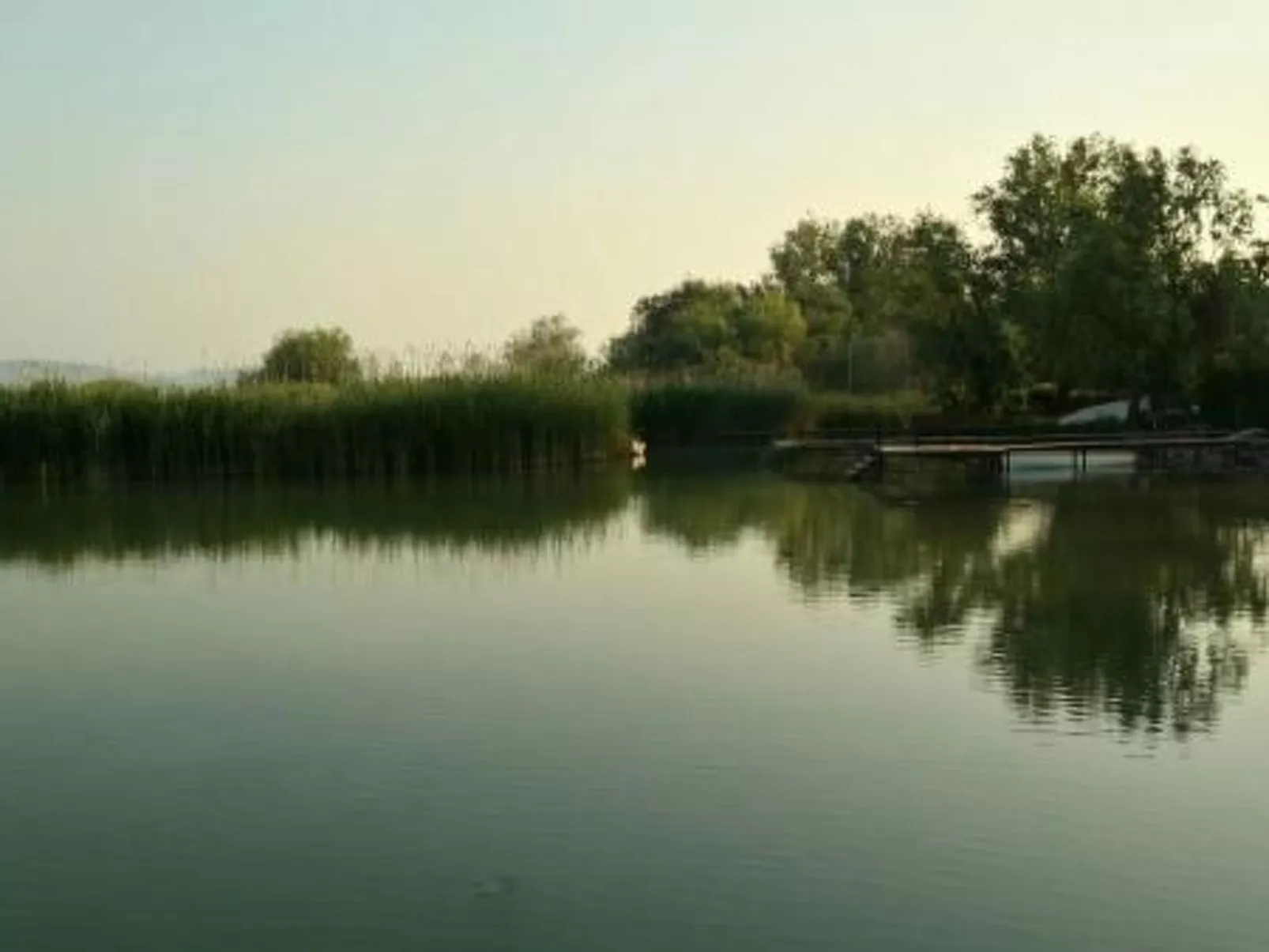 Doppelhaushälfte für sechs Personen mit Garten-Buiten