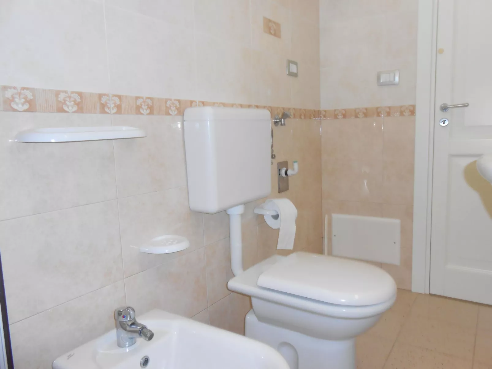 Helles, einladendes Appartement mit überdachter Veranda in Strandnähe-Binnen