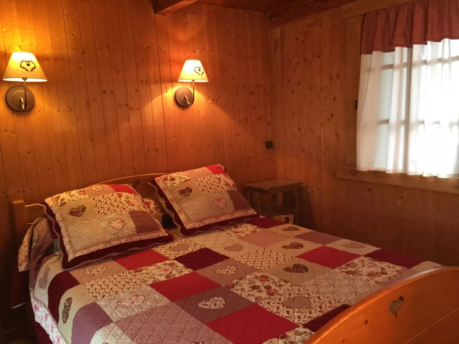 Für 8 Personen und 4 Kinder-Binnen