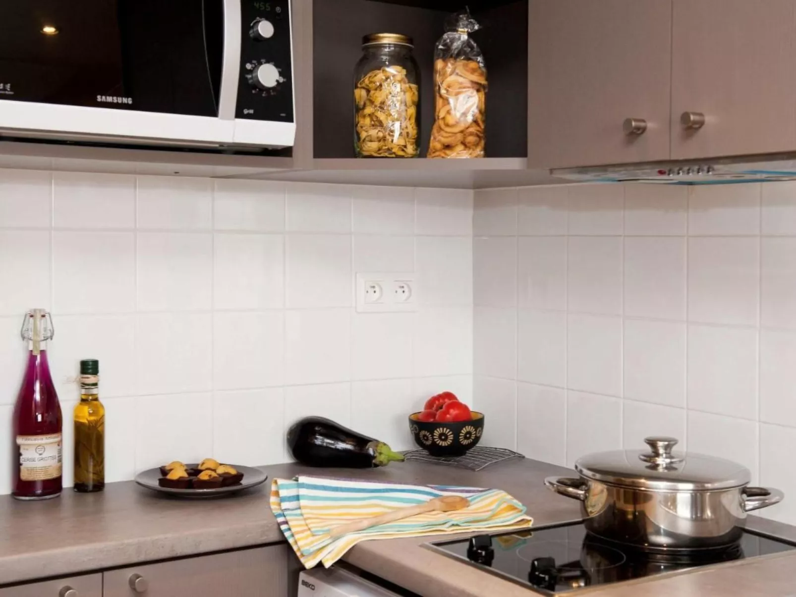 Wohnung mit Privatparkplatz-Binnen