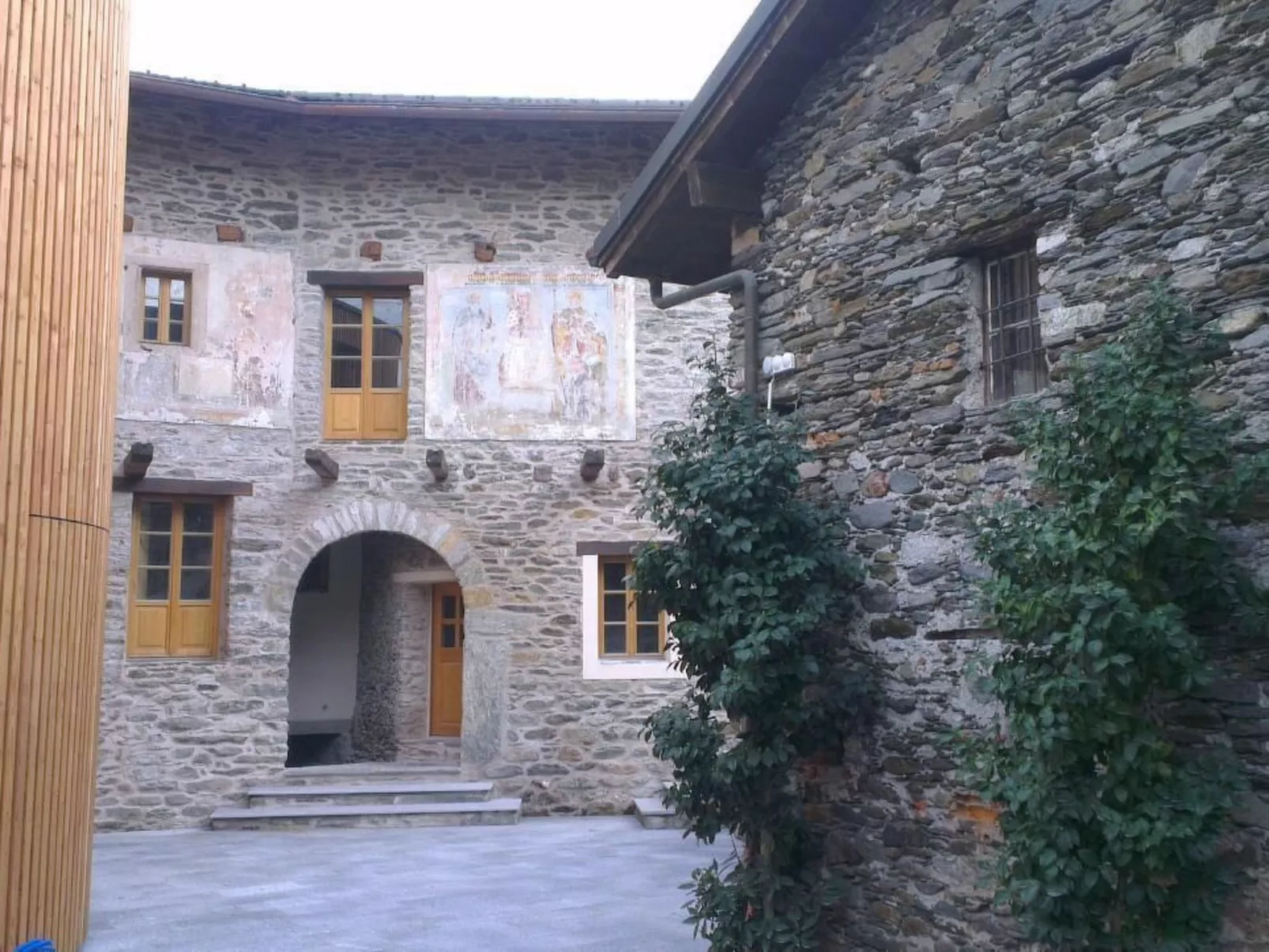 Corte delle Camelie - Wohnung im ersten Stock-Binnen