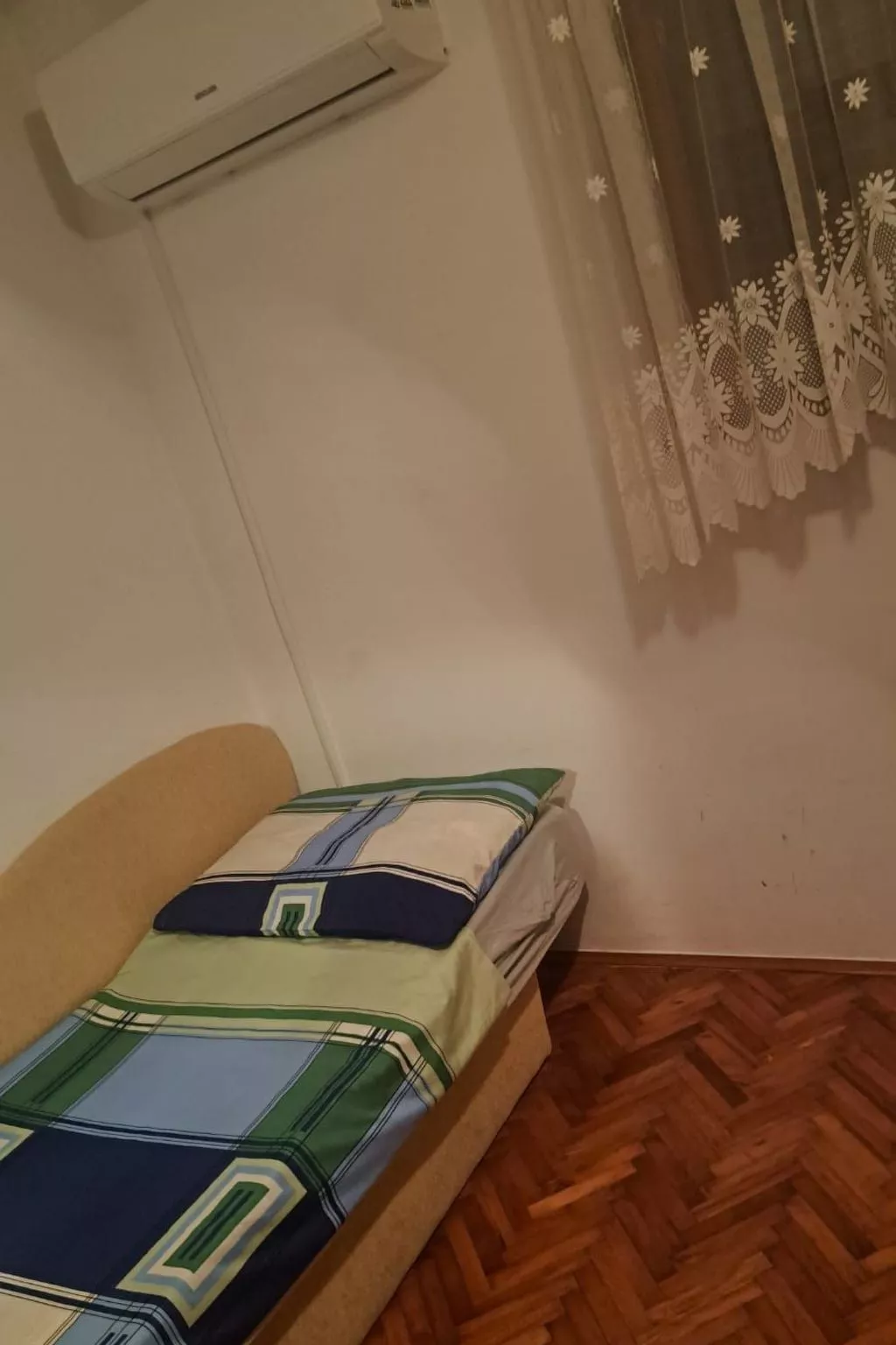 Višnja 2-Image-tags.info