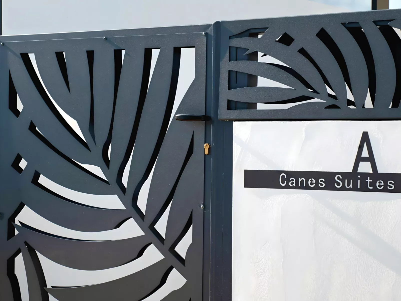 Canes Suites Privater Pool-Binnen