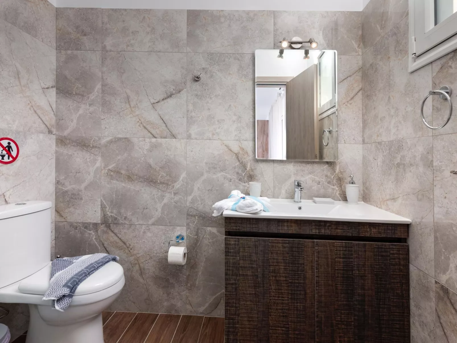 Ferienvilla Mika mit privatem Pool-Binnen