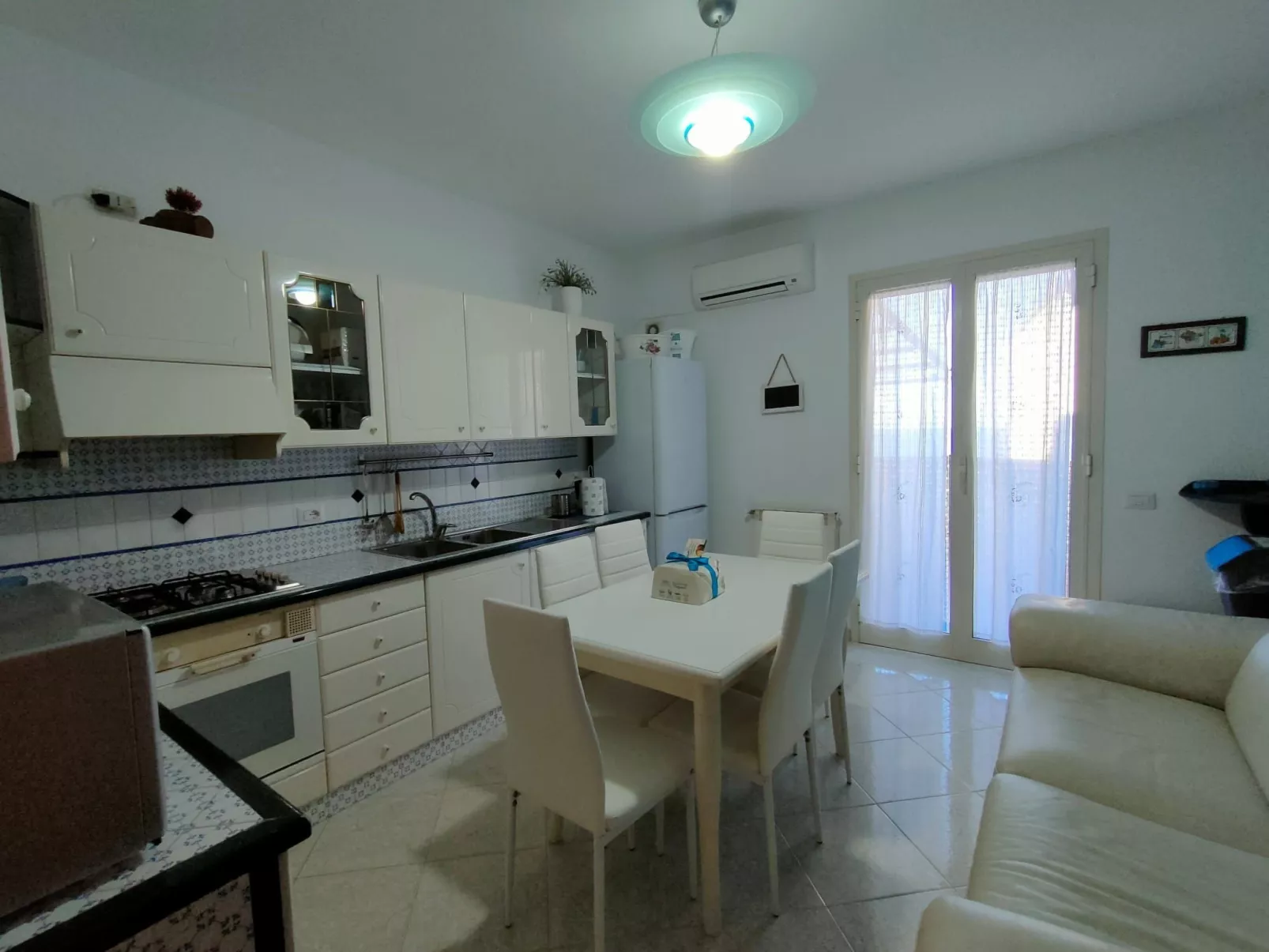 Wohnung für 6 Personen, mit großer Terrasse und Meerblick-Binnen