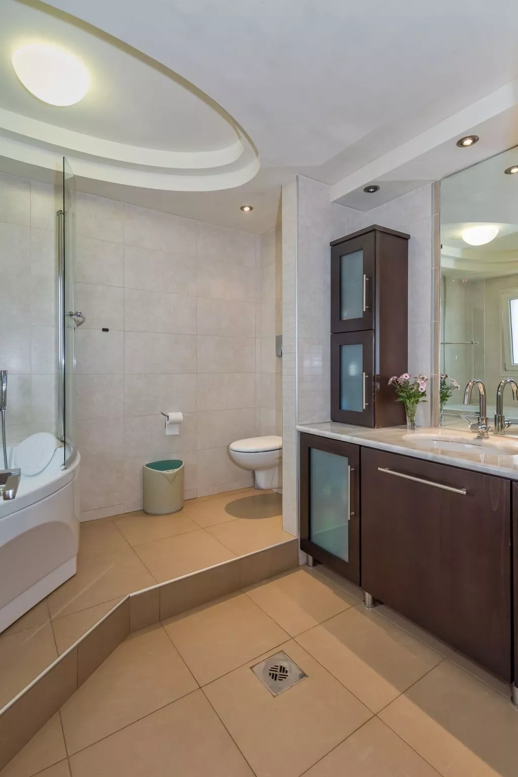 Karmilos Hill Villa - absolute Privatsphäre-Binnen