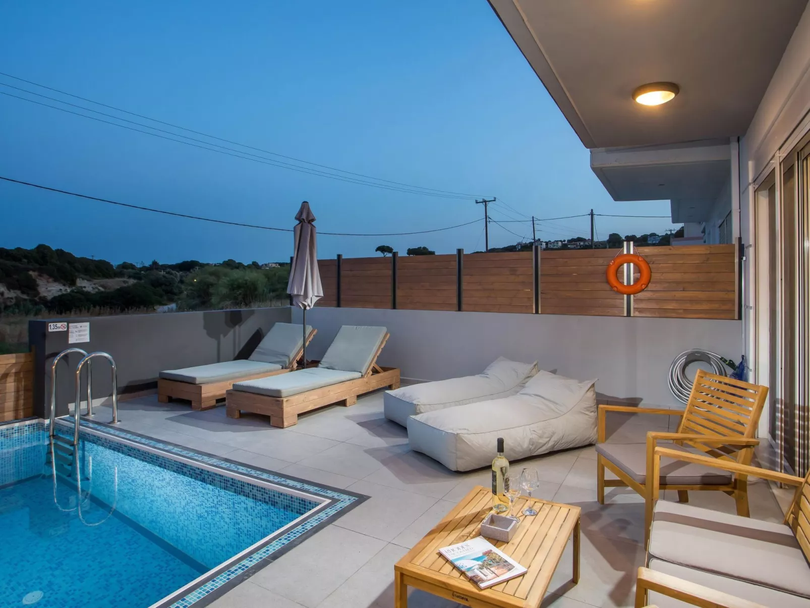 Armonikon Pool Villa 2-Binnen