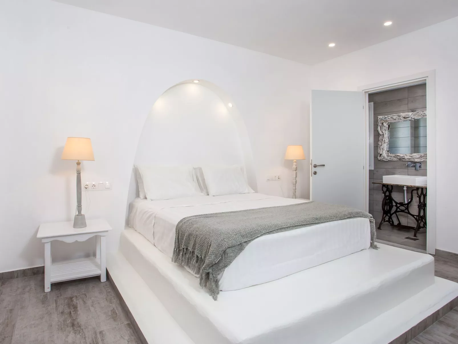 Ammos Apartment - in neu gebautem Designerhaus-Binnen