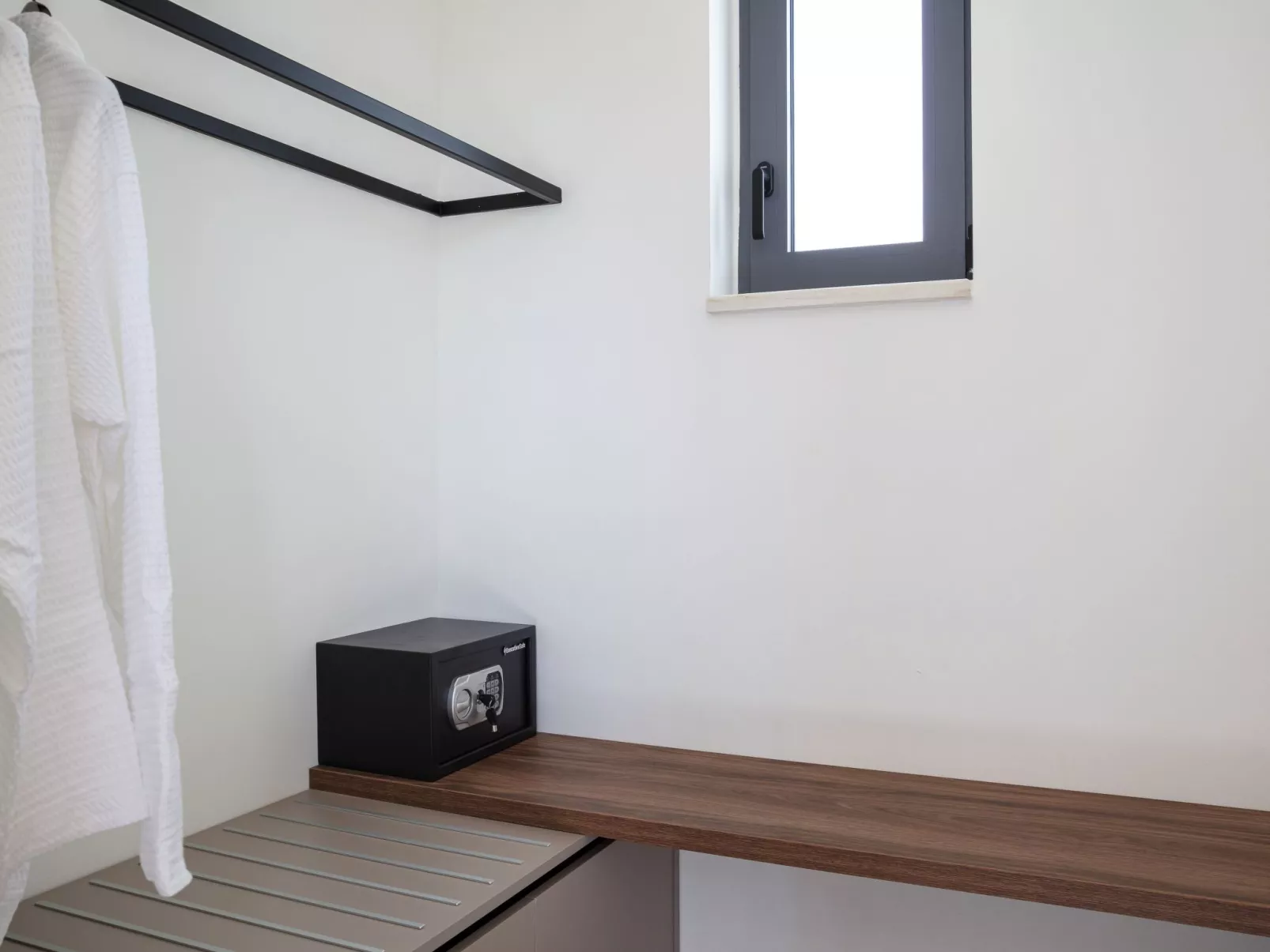 VillaSaints I - Pool und BBQ, Spaziergang zum Strand-Binnen