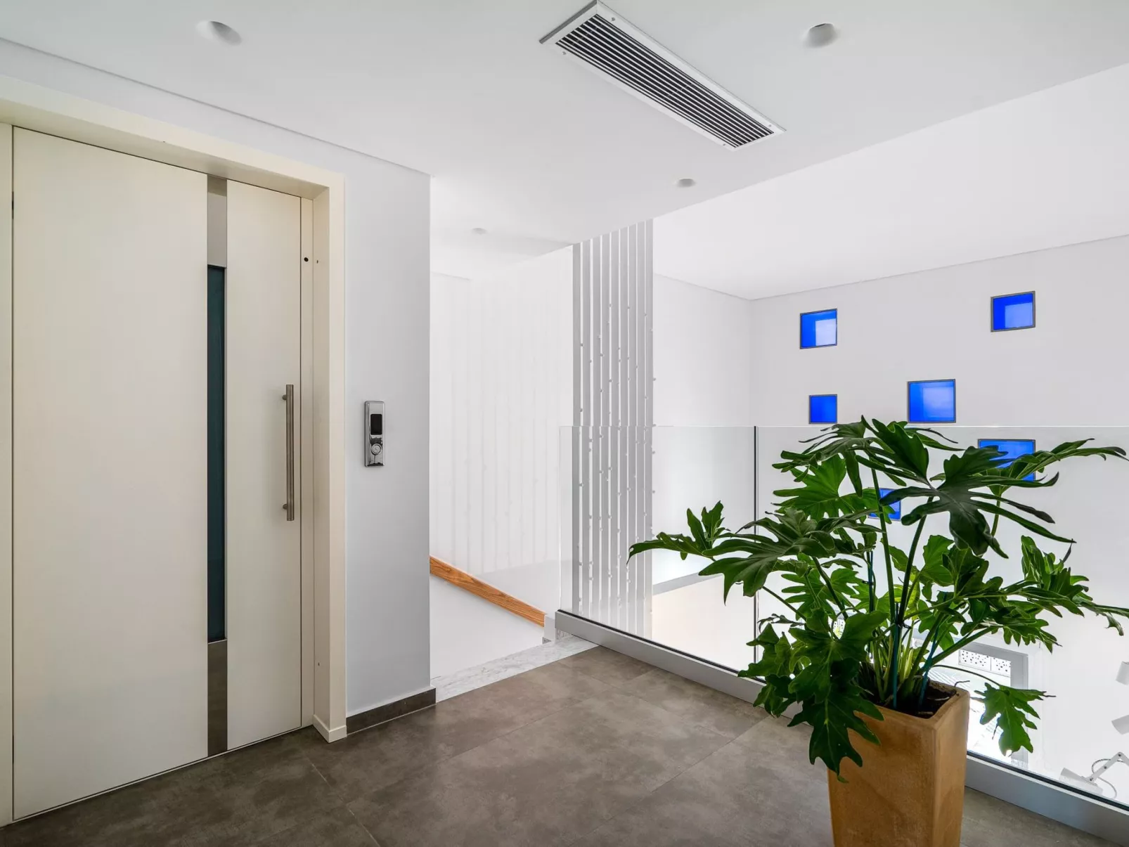 Dias Blaue Villa-Binnen