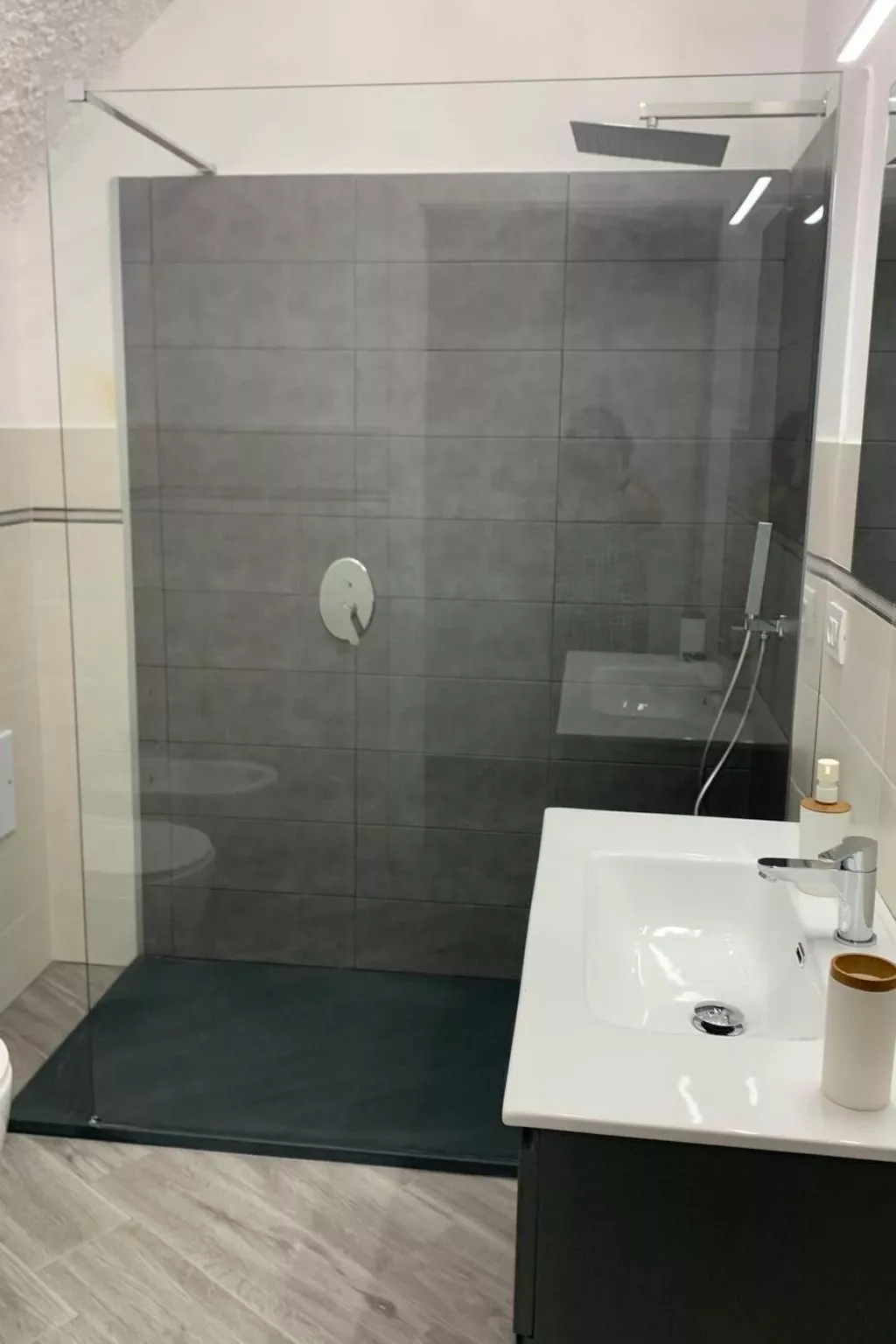 Ein-Zimmer-Wohnung 'Boada-Image-tags.info