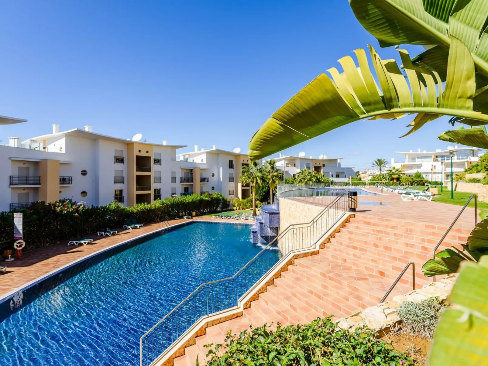 BnB Homes komfortable Wohnung mit 2 Pools-Image-tags.info