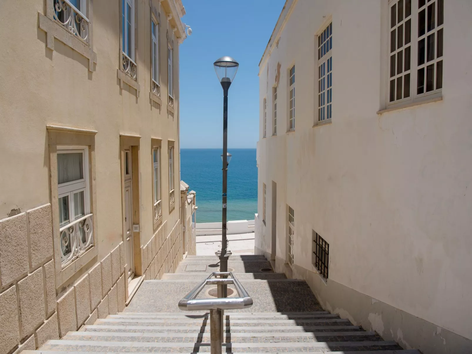 Wohnung mit Terrasse und 2 Schwimmbecken-Image-tags.info