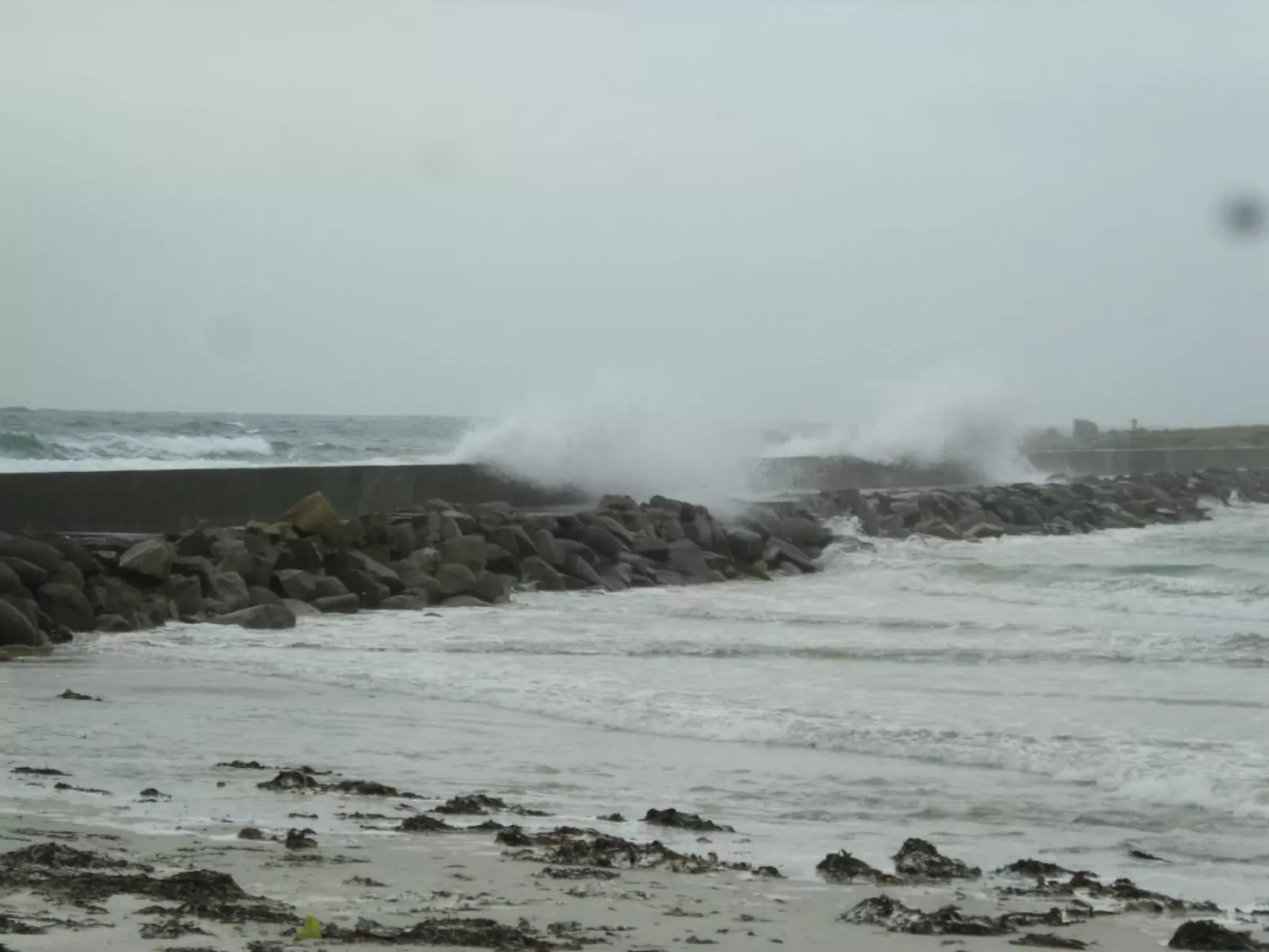 Küstennahes, bretonisches Ferienhaus mit Kamin-Buiten