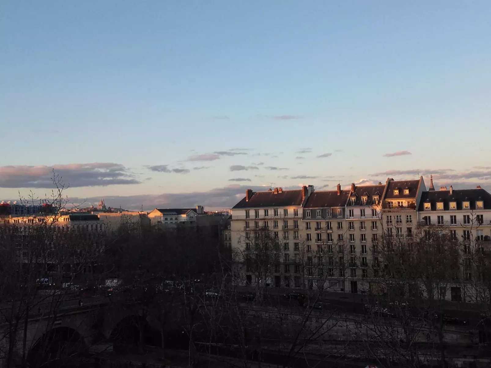 Schöner romantischer Blick auf die Seine-Buiten