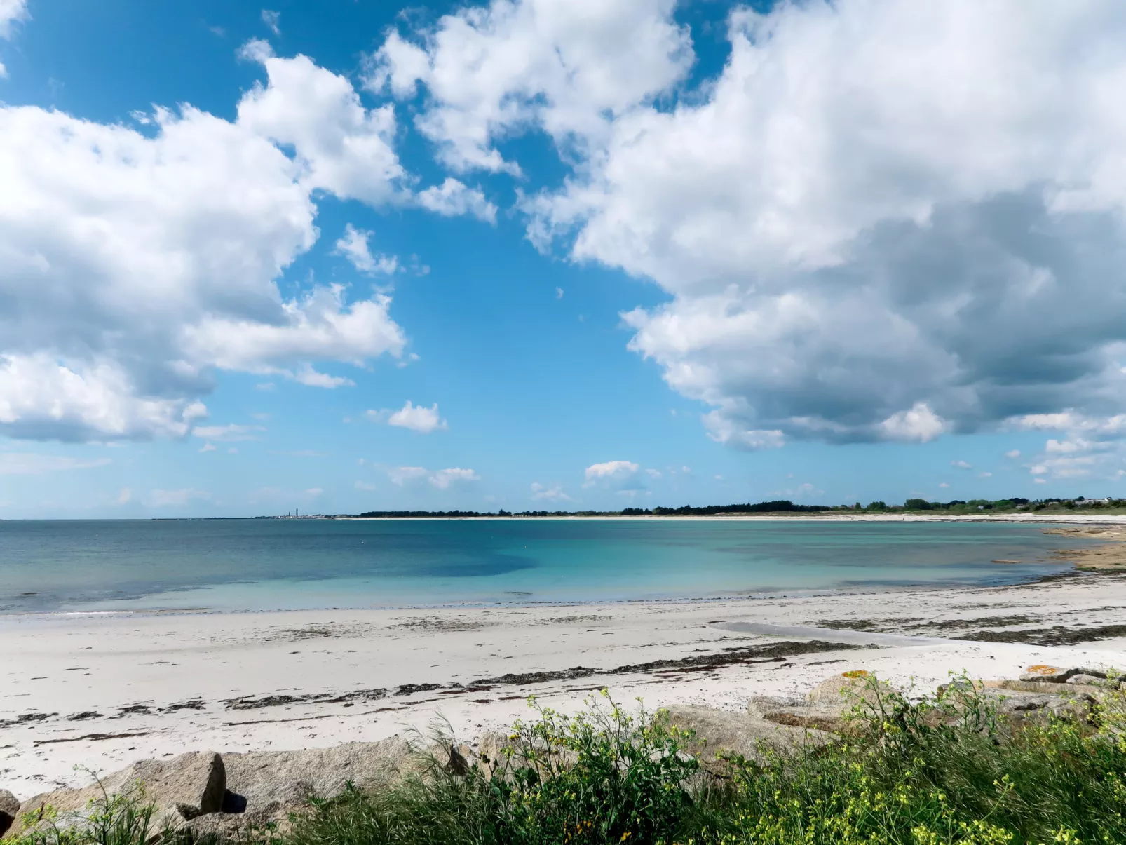 "Men Meur" mit Blick auf das Wasser-Omgeving