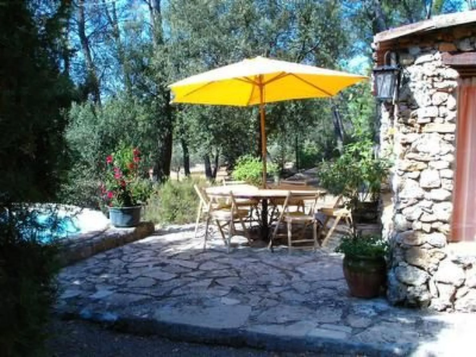 "La petite maison" (Das kleine Haus)-Buiten