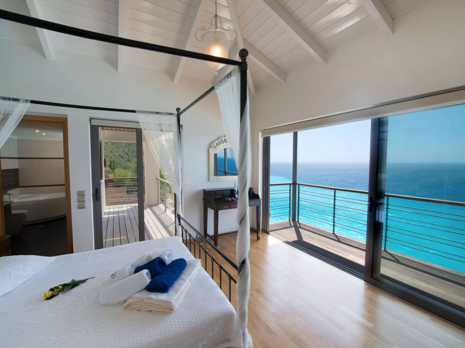 Schönes Haus in Lefkada mit privatem Pool und malerischer Aussicht-Binnen