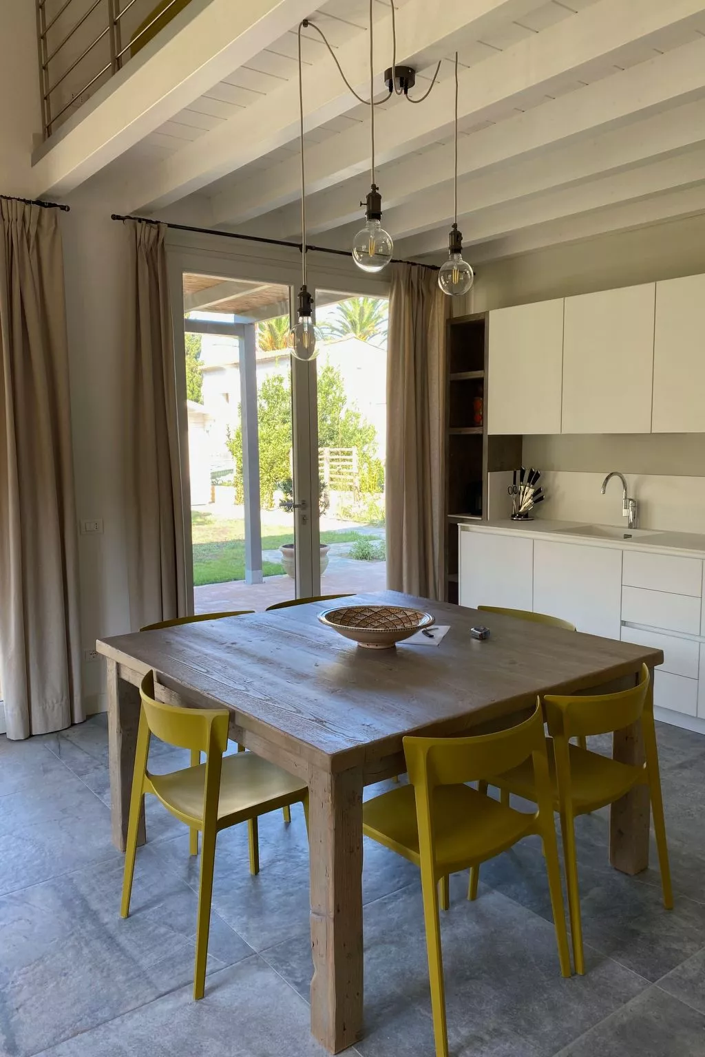 Entspannende Landvilla-Image-tags.info