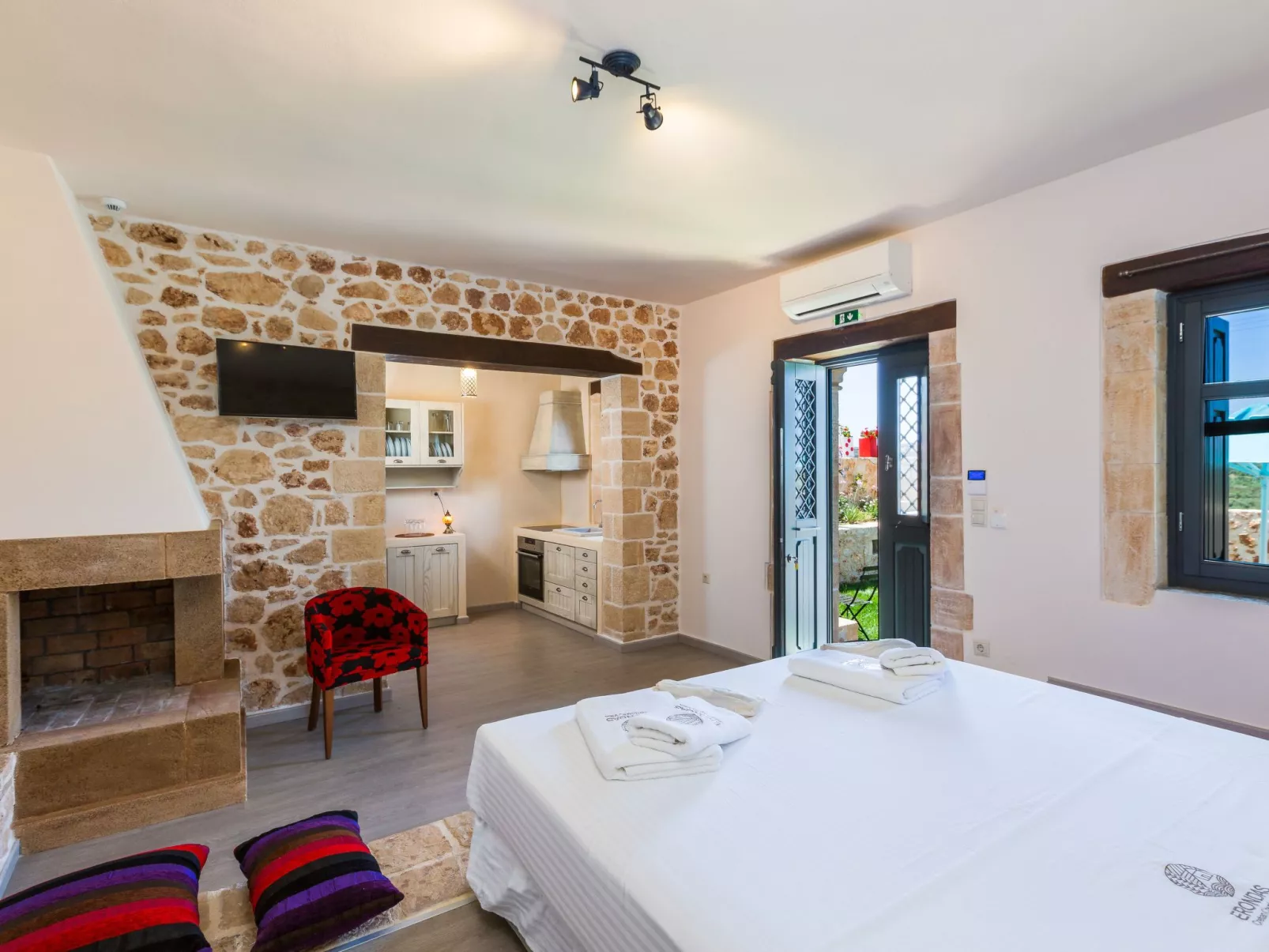 In Achlades mit Privatem Pool-Image-tags.info