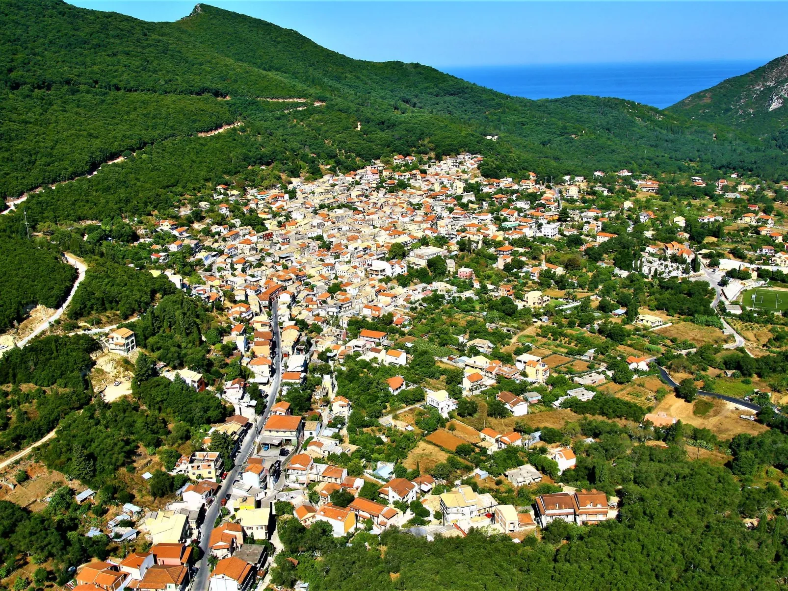 Charmantes Steinhaus in Agios Matheos-Binnen
