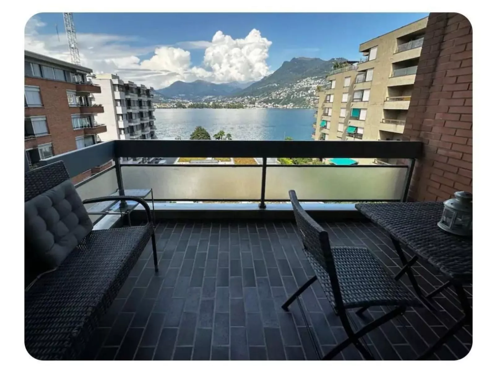 Paradise Lake View-Binnen