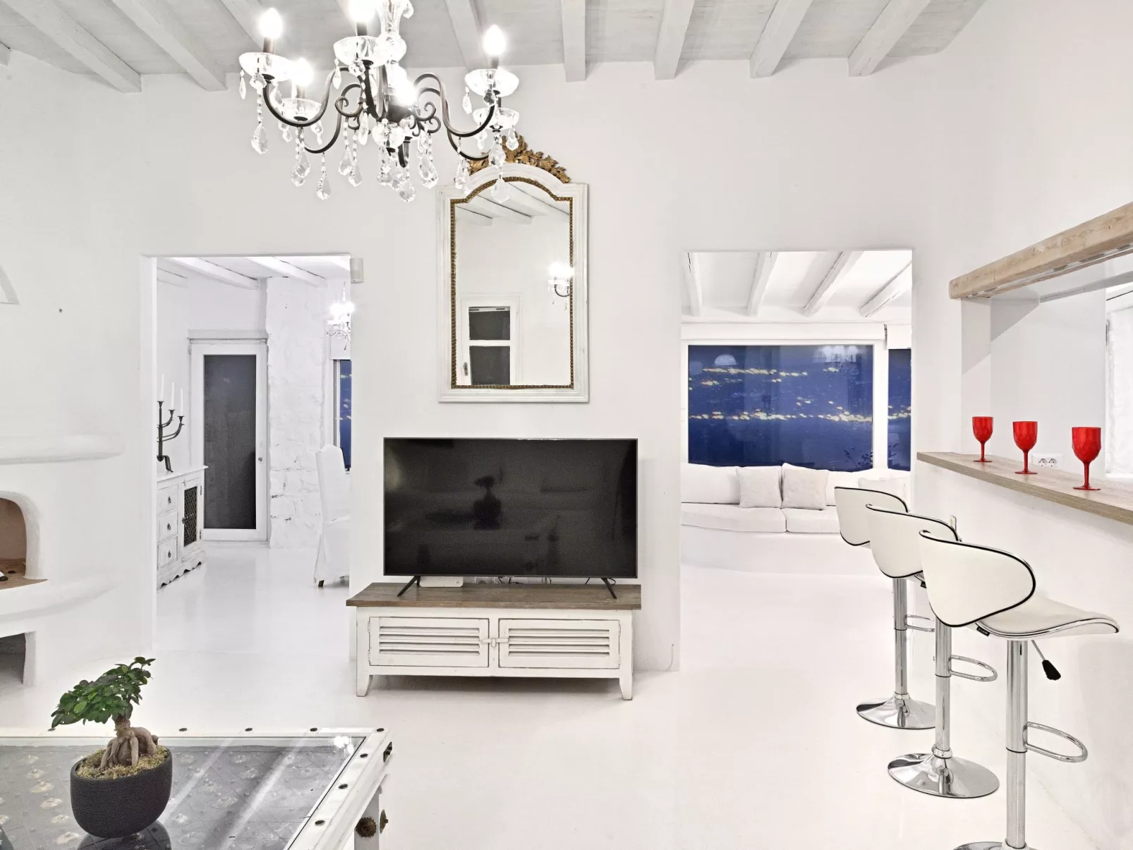 SUPERB BEACH ACCESS LUXURY SEA VILLA POOL by Calypso Sunset-Binnen