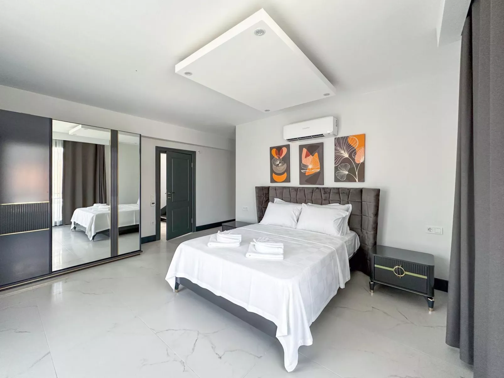 Luxuriöse Villa "Galaxy V3", 300 Meter vom Meer-Binnen