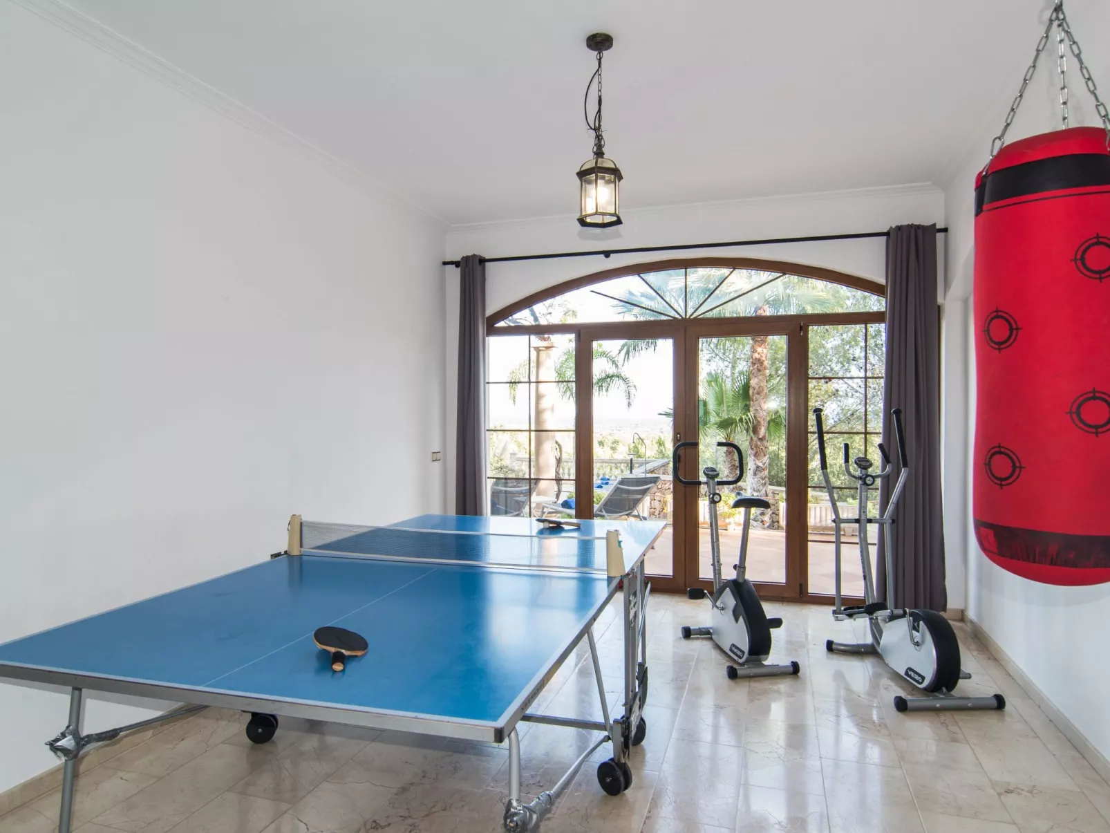 Forn Fumet  (ETV 899)-Binnen