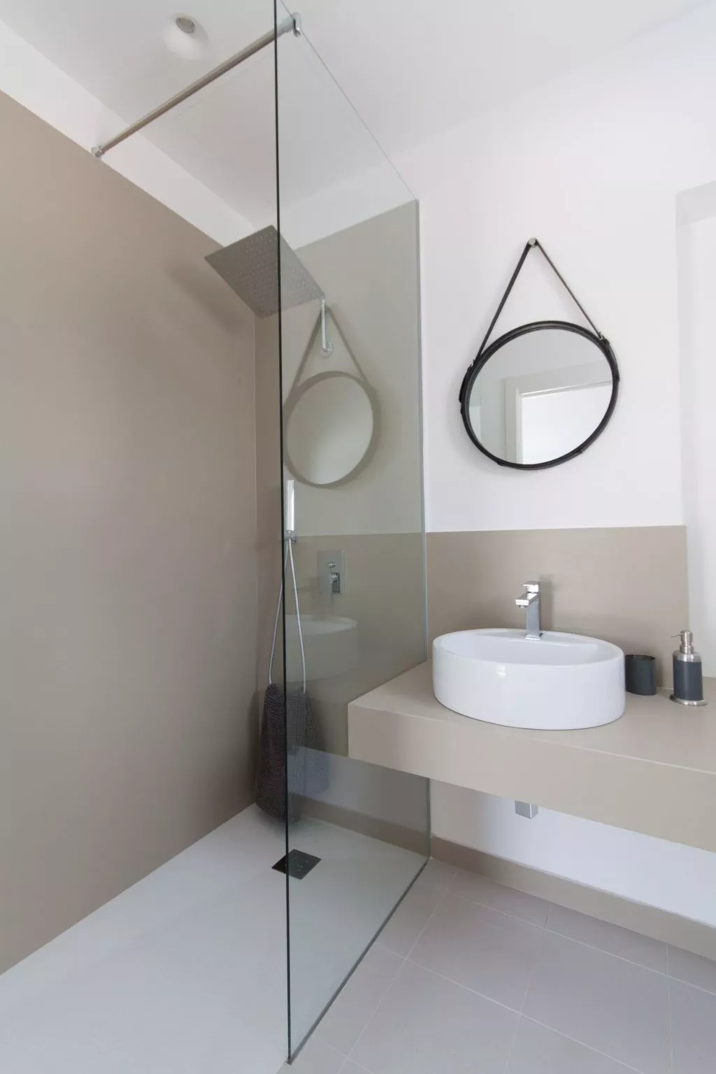 Villa 'delle Sterlizie' mit eigenem Pool-Binnen