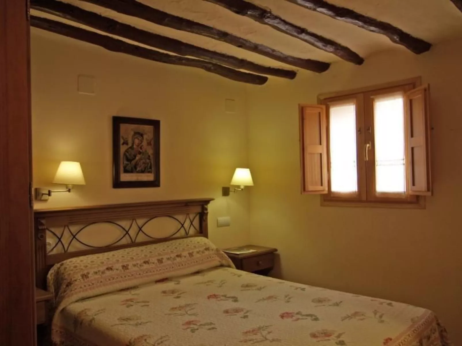 Javier Haus-Image-tags.info