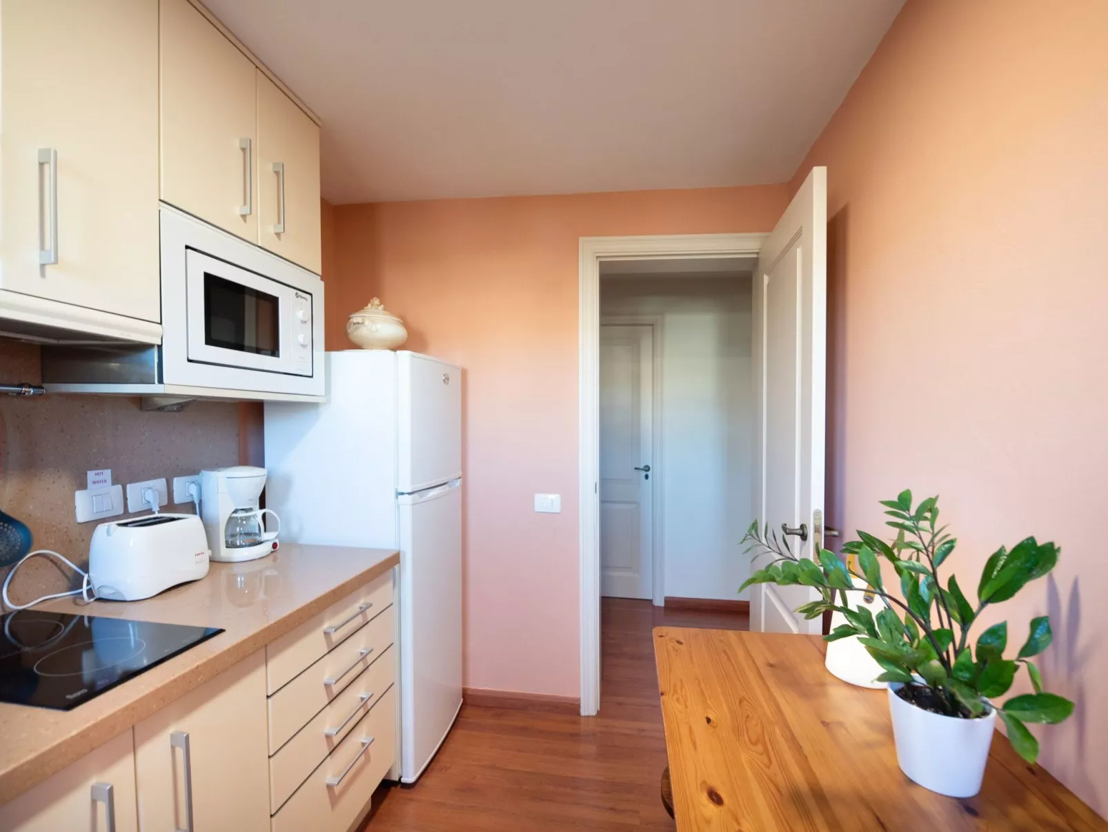 Wunderschöne Villa in einer einzigartigen natürlichen Umgebung-Binnen