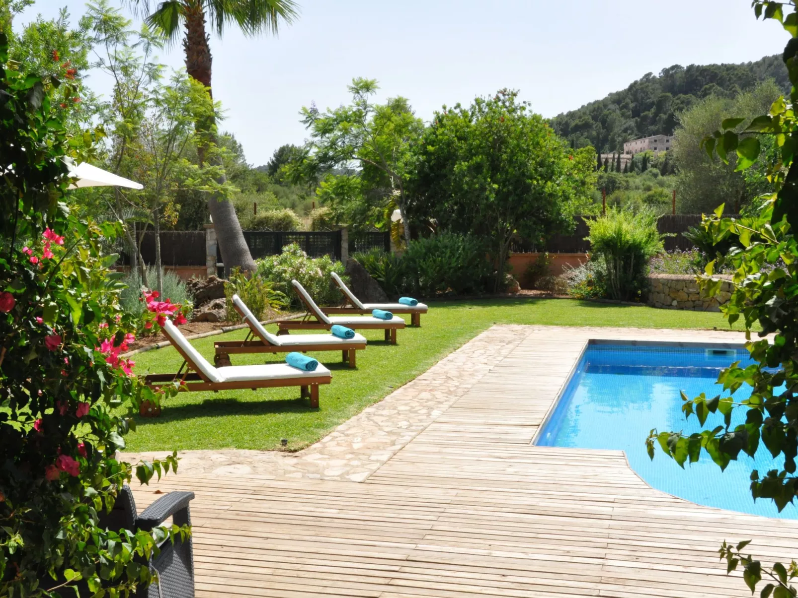 Villa Vista Verde mit Pool und Garten-Binnen