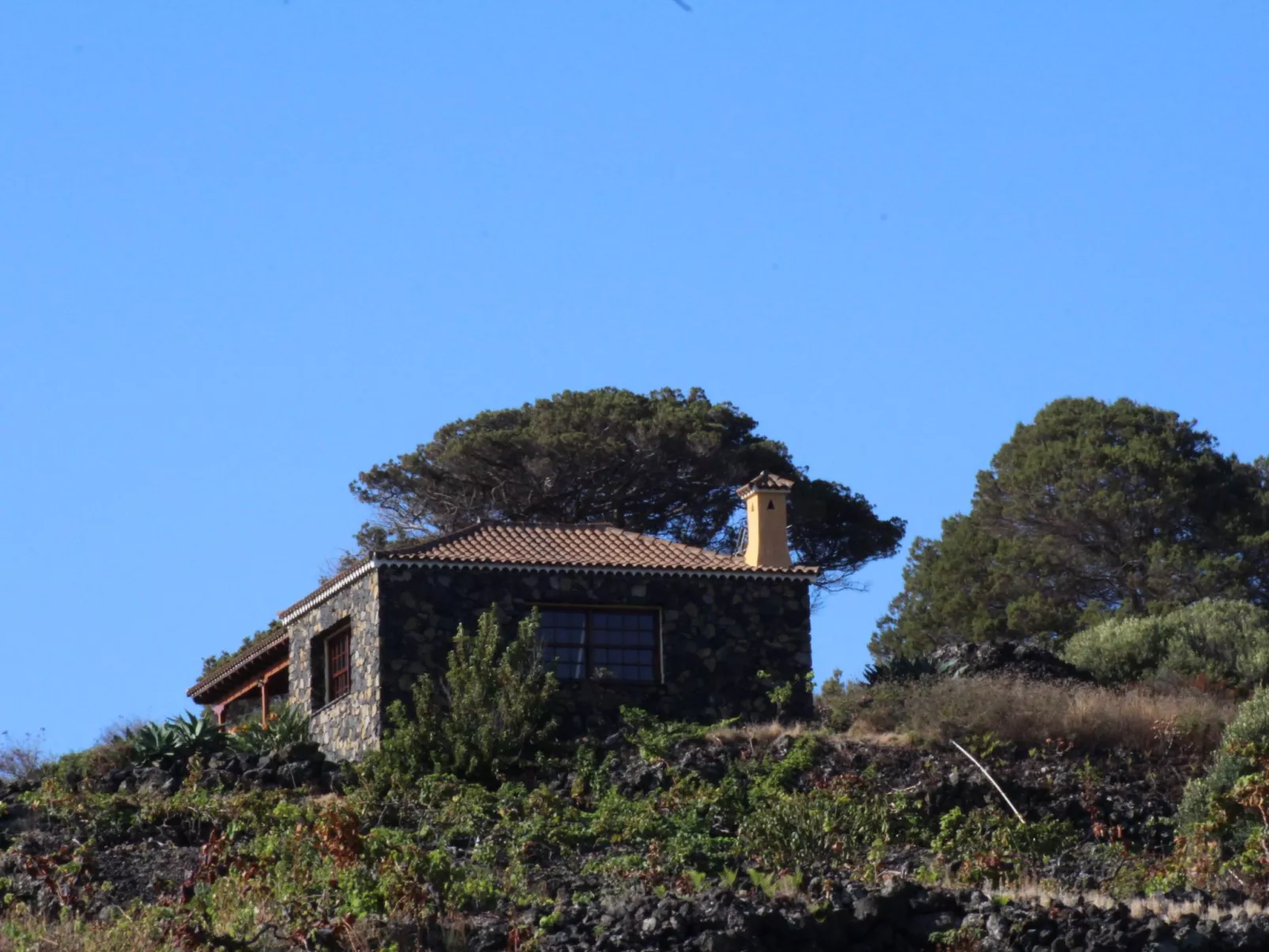 In Monte Breñas mit Grill, Terrasse und Garten-Buiten