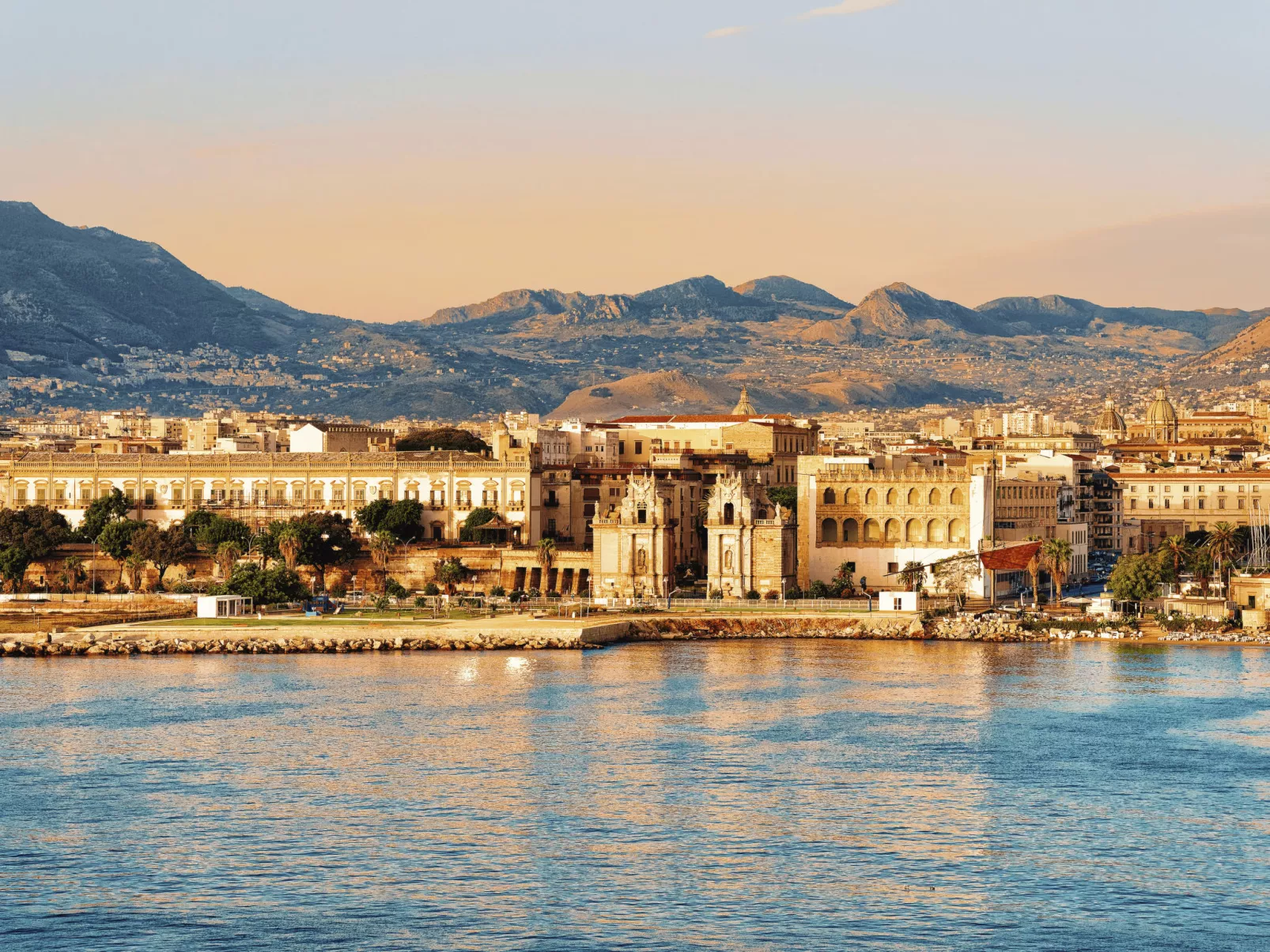 Donna Lidia von Holiday World-Buiten