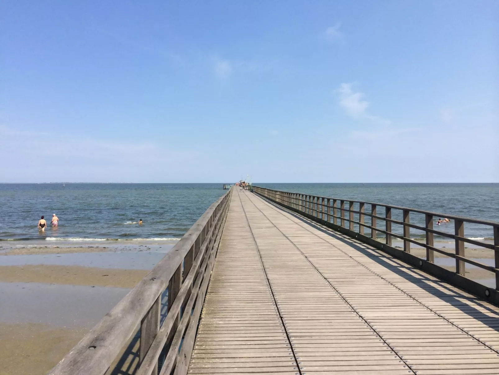 Zwei-Zimmer-Villa, privater Garten, Klima-Binnen