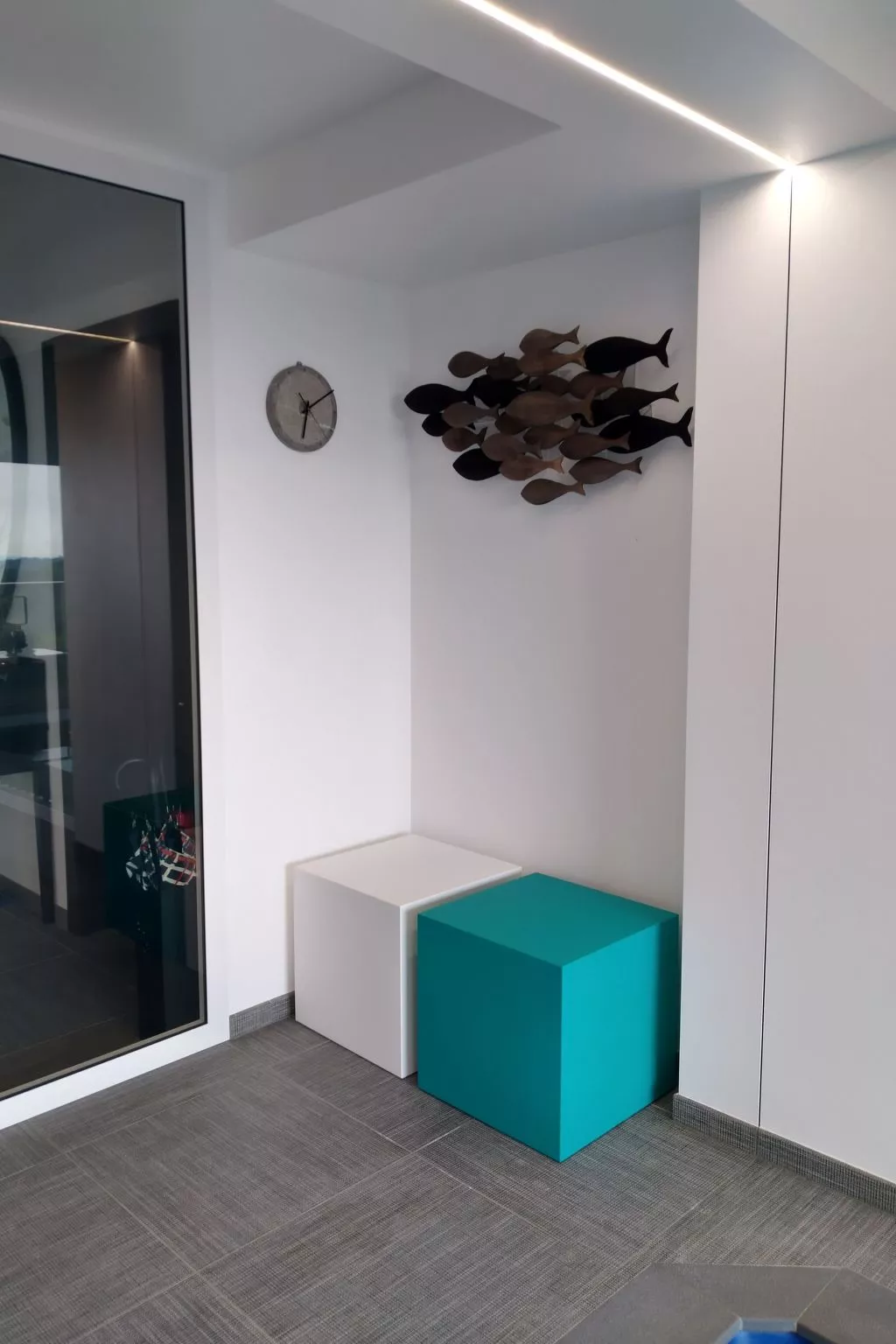 Wunderschönes Ferienhaus mit Pool und 360° Blick-Binnen