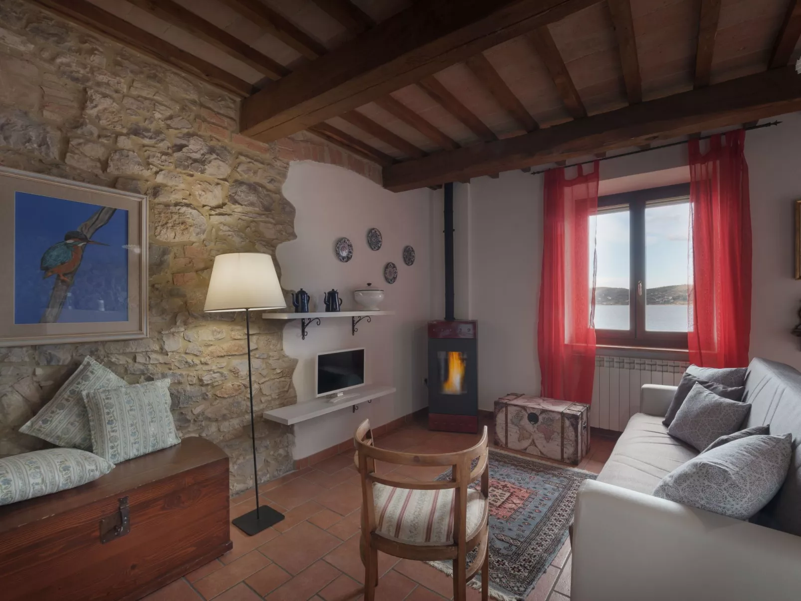 Wohnung in Magione mit Grill, Whirlpool und gemeinschaftlichem Pool-Binnen