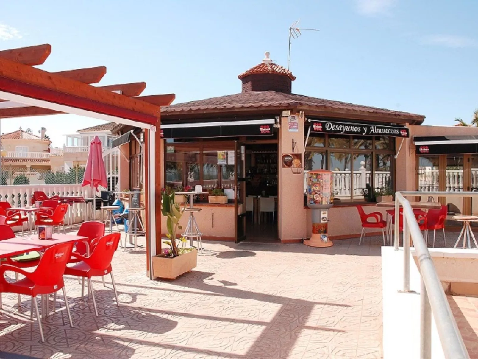 ADELFAS II - 11-Binnen