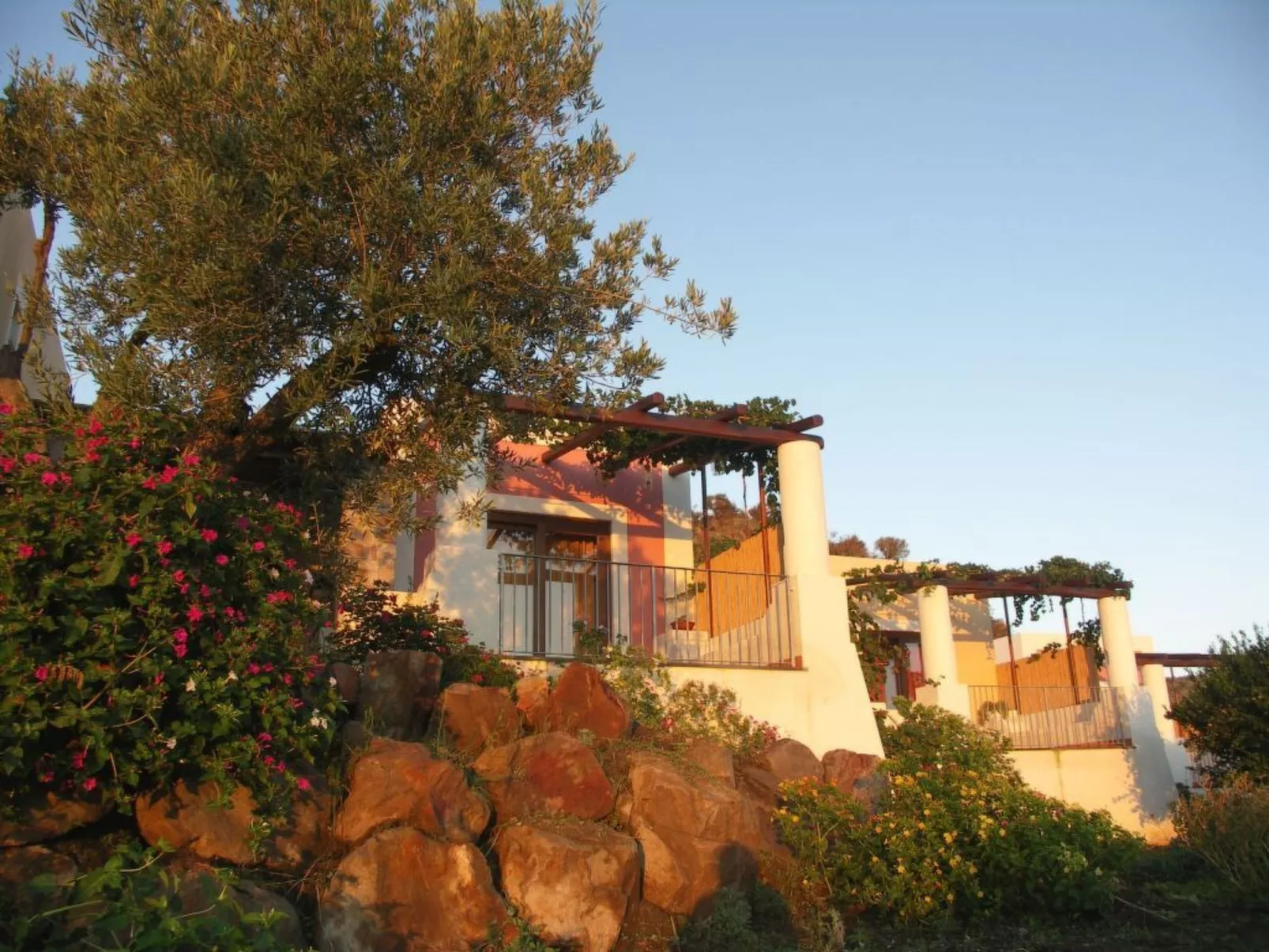 Panorama-Villa auf den Äolischen Inseln ab 773-Image-tags.info