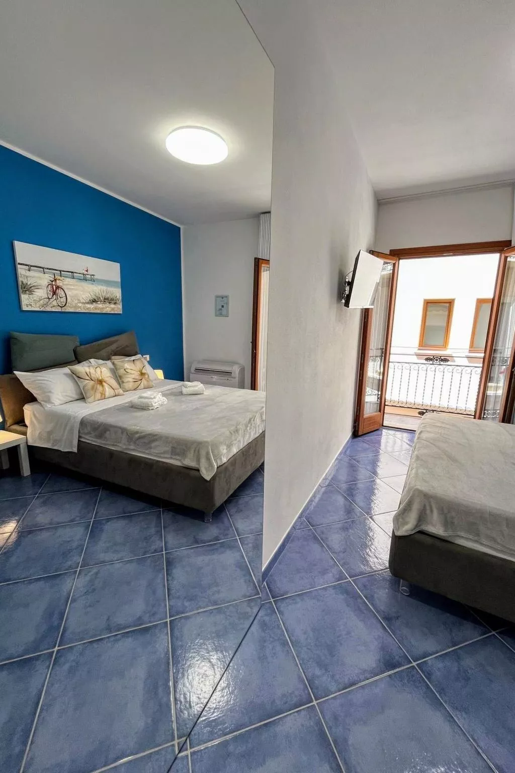 Oikos Design-Ferienwohnung mit Aussicht-Binnen